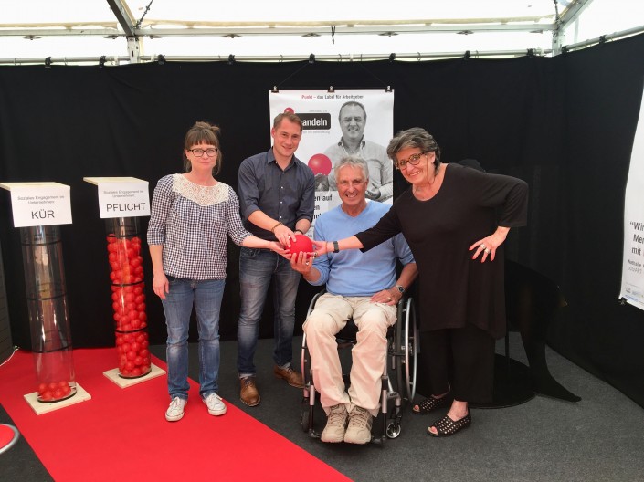 Das Foto zeigt das Impulse-Team am Stand an der Gewerbemesse Visita18 in Buckten/BL.